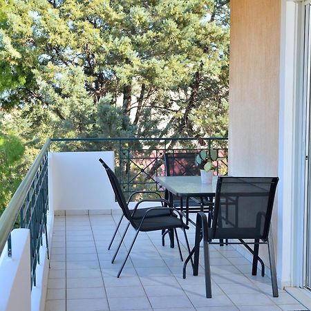 Domelia'S Luxury Apartments Near Airport & Beach Артеміда Екстер'єр фото