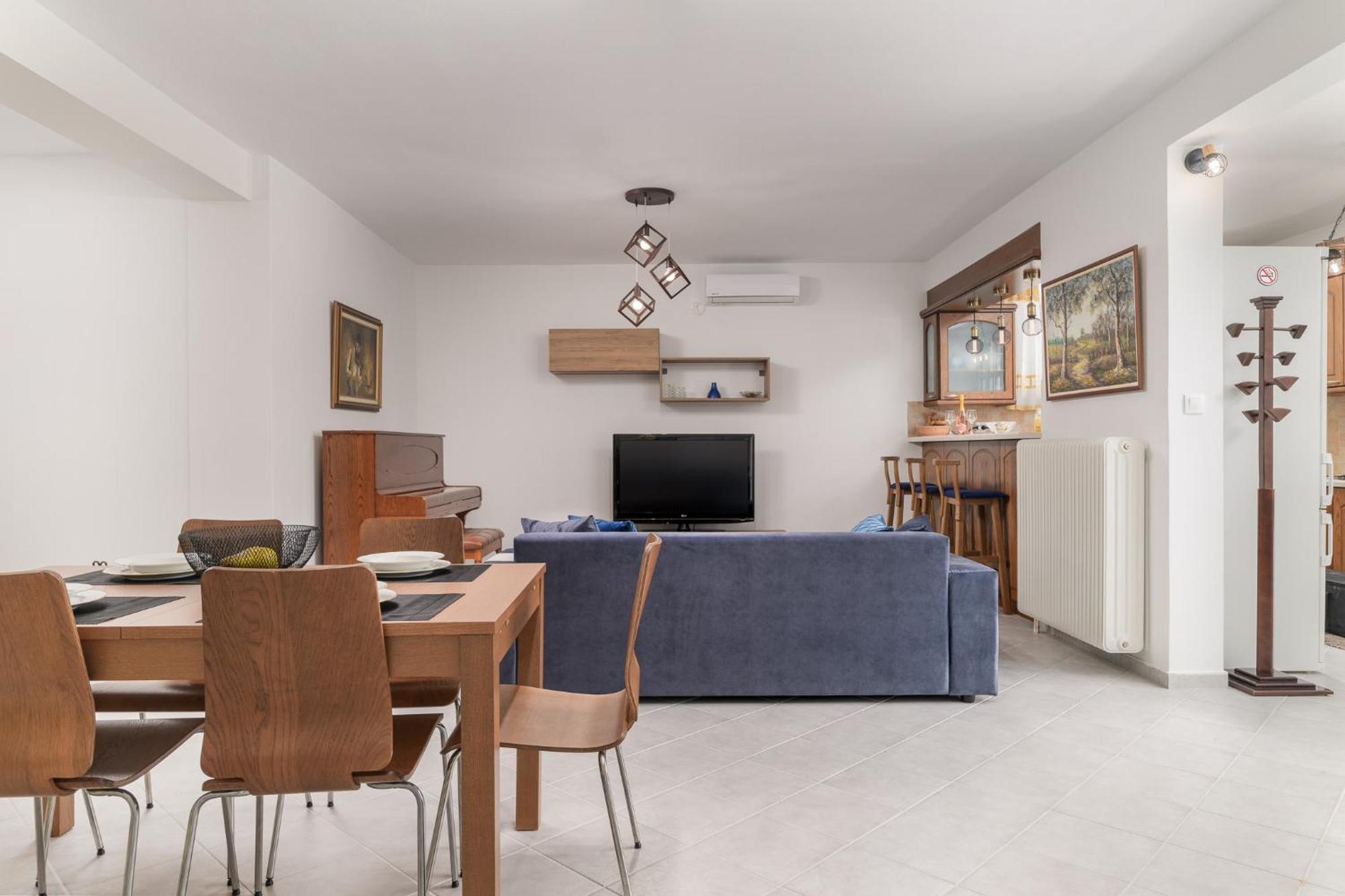 Domelia'S Luxury Apartments Near Airport & Beach Артеміда Екстер'єр фото