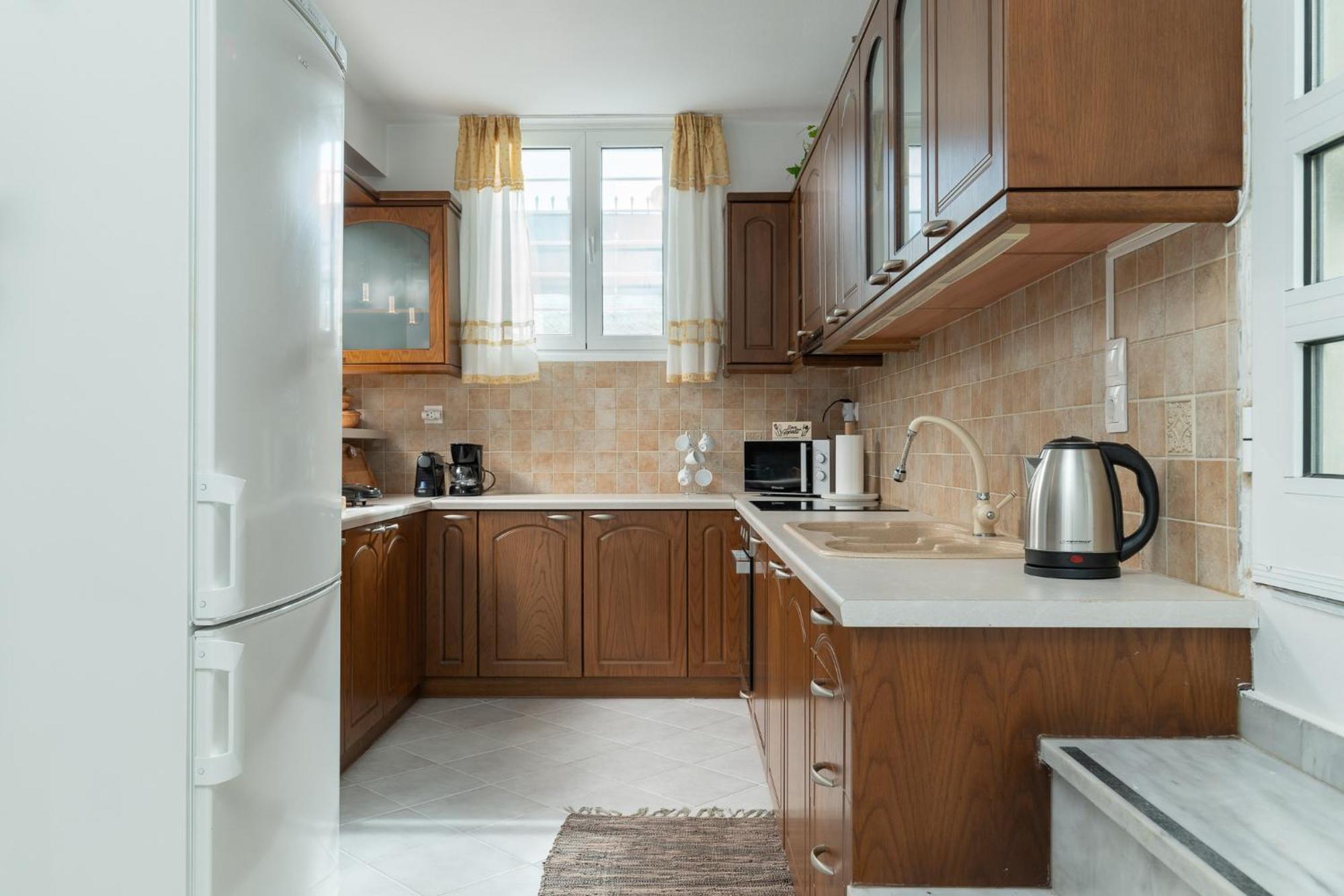 Domelia'S Luxury Apartments Near Airport & Beach Артеміда Екстер'єр фото