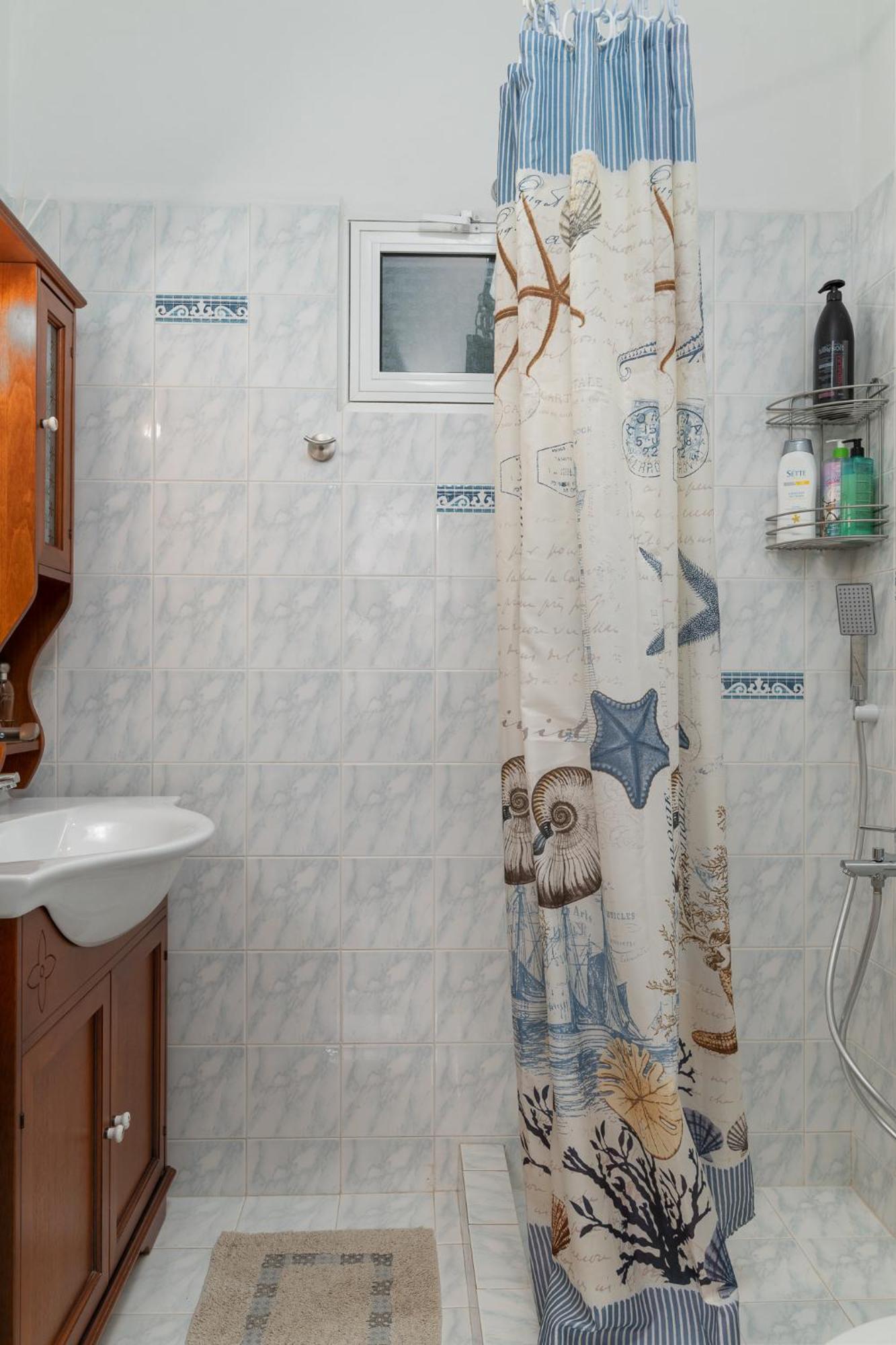 Domelia'S Luxury Apartments Near Airport & Beach Артеміда Екстер'єр фото